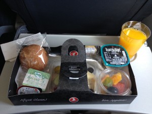 Turkish-Airlines_THY_Inflight-Food_IST-SKG_Economy-Class_May 2015_001