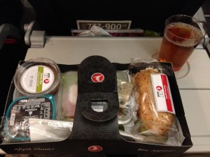 Turkish-Airlines_THY_Inflight-Food_SKG-IST_Economy-Class_May 2015_001