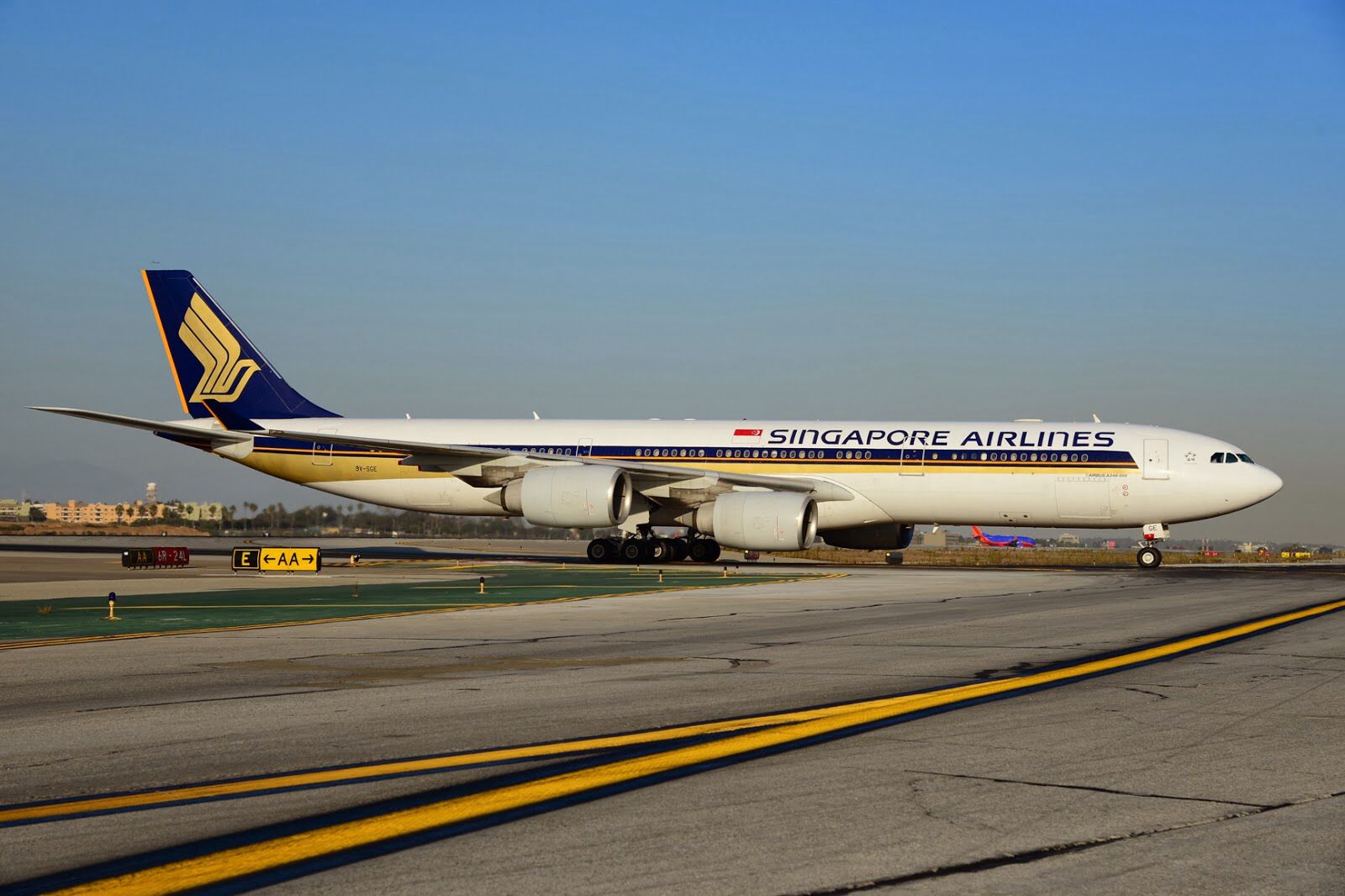 Singapore Airlines – Airbus A340-500