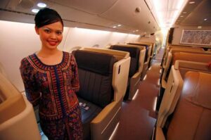 Singapore Airlines - Airbus A380 hostes