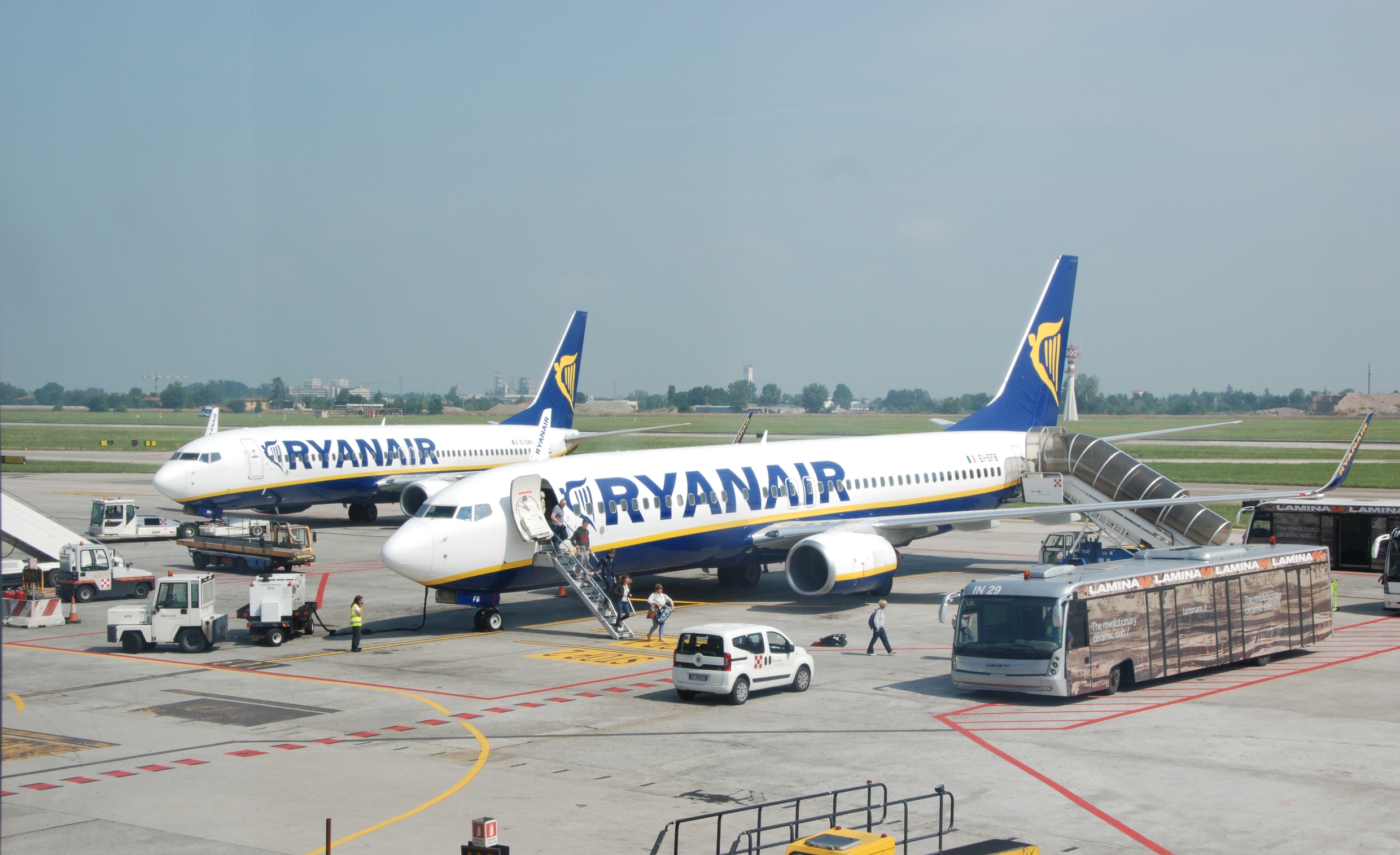 Ryanair_Boeing 737_Bologna Airport