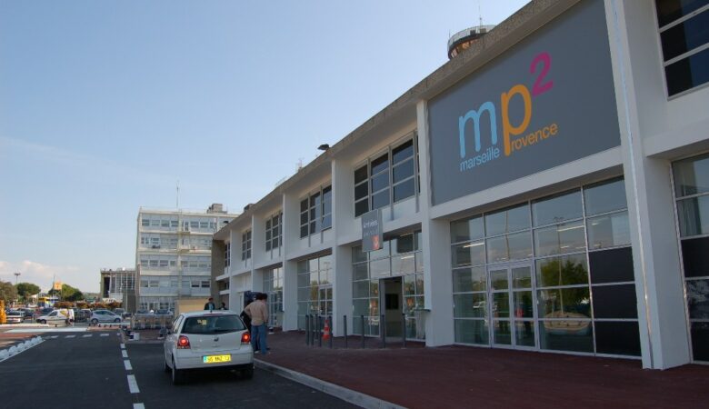 Marsilya Havalimanı terminal binası