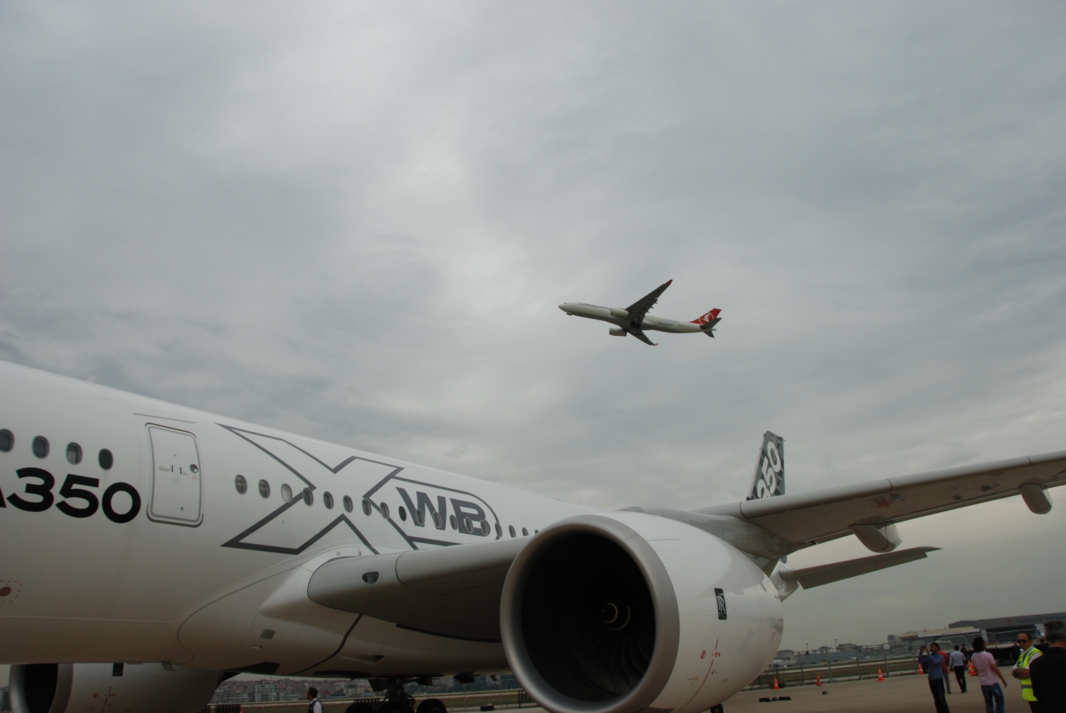 Airbus A350_Airbus A330_Istanbul Airshow 2014