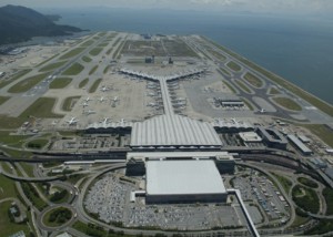 Hong_Kong_airport_havayolu