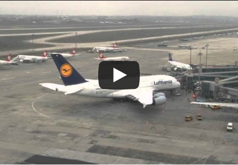 Lufthansa Airbus A380 in Istanbul