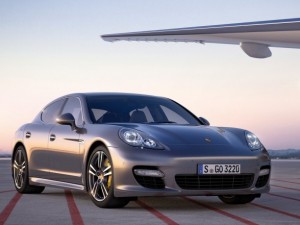 Delta_Air_Lines_Porsche_Panamera