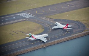 Qantas_Emirates_A380_sydney_31 mar 2013