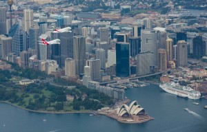 Qantas_Emirates_A380_sydney_31 mar 2013_fly over