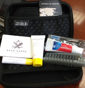 THY_Turkish Airlines_Porsche Design Amenity Kit_2013