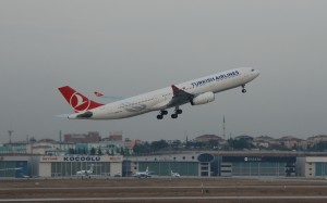 Turkish Airlines_Airbus A330-300_TC-JNL_002