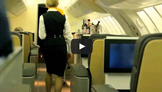 Wie lange dauert die Ausbildung zur Stewardess?