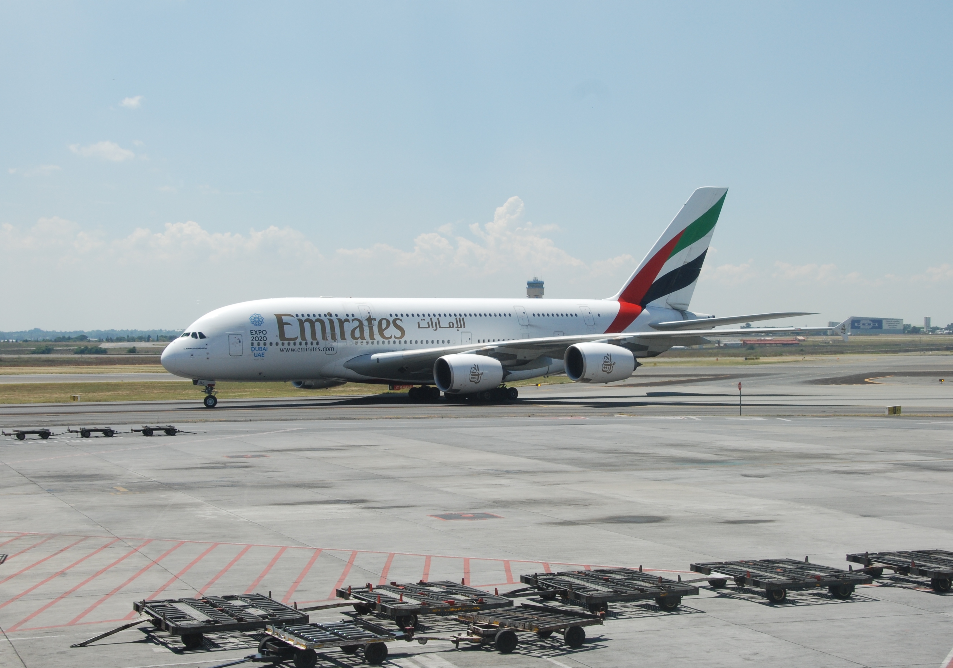 Spotting Emirates’ Airbus A380 @ Johannesburg Airport
