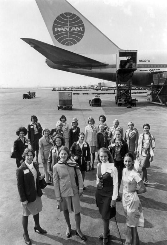 Pan Am Staff in front of a Boeing 747-SP