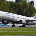 Boeing 737_8000_United_April 2014