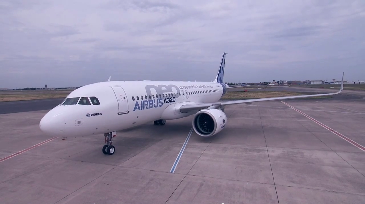 Gearing up for the A320neo first flight