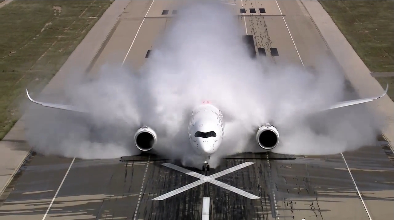 Airbus A350 – Water Ingestion Tests