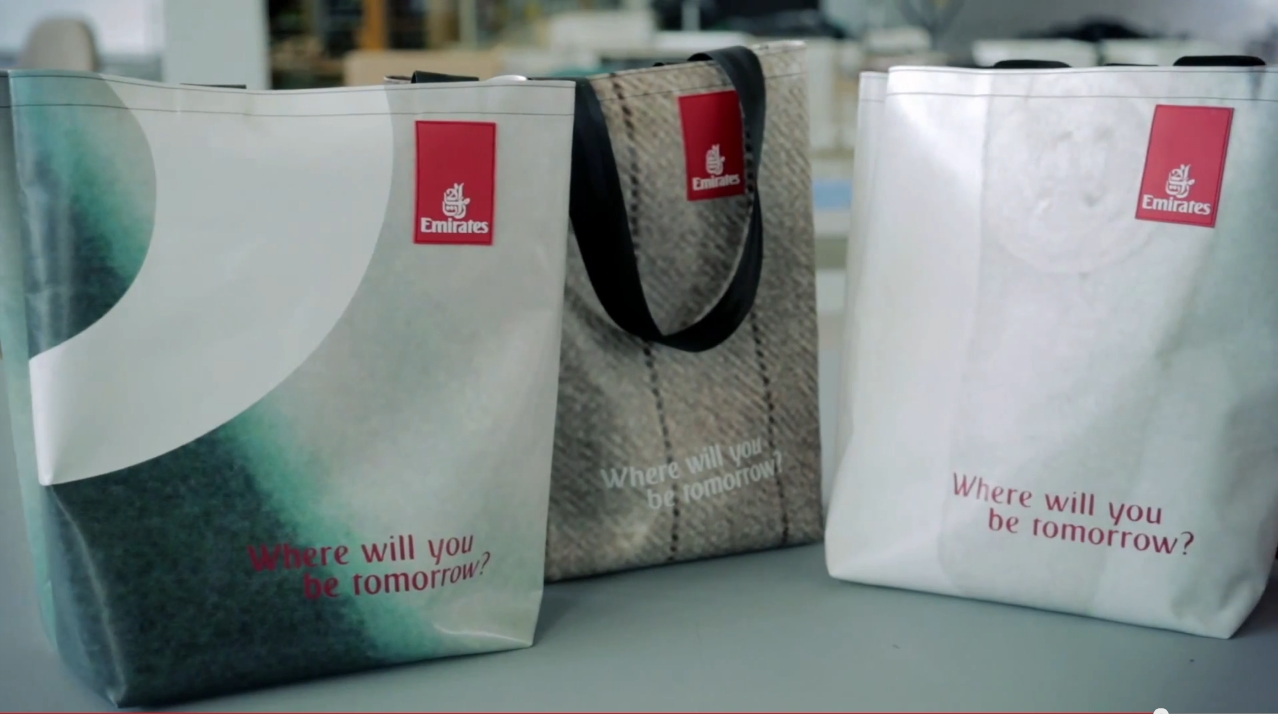 Emirates | From Megaposter to Shopping Bags | Zurich Recycling Project
