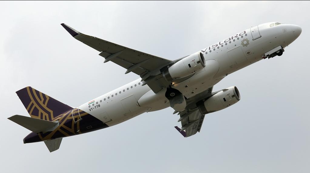 Vistara_Airbus A320_VT-TTB