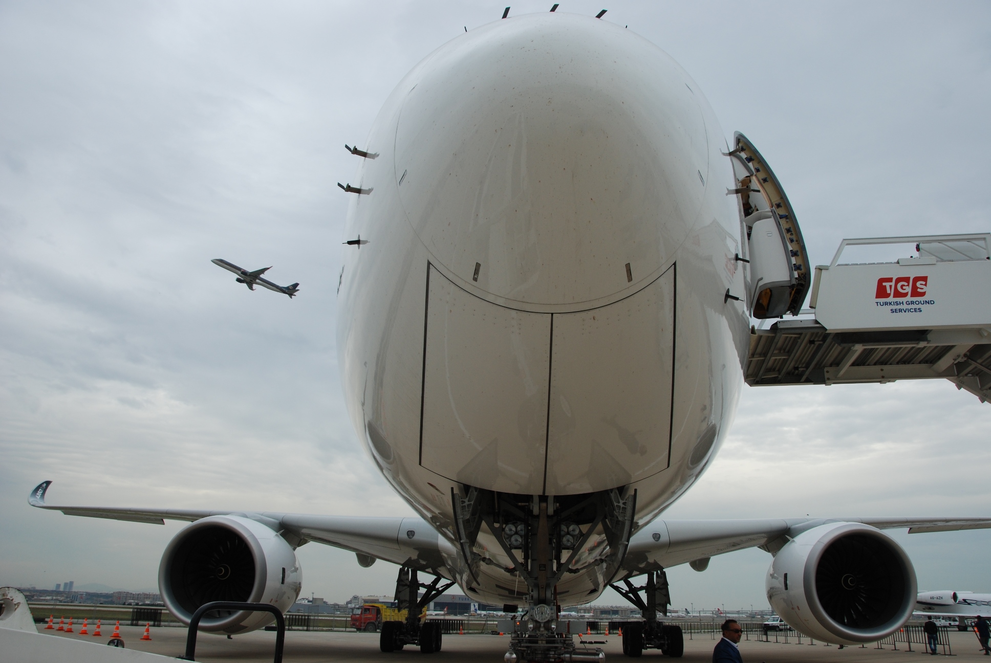 Airbus A350 @Istanbul Airshow_Sep 14_Havayolu 101