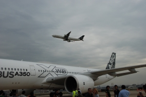 THY_Turkish Airlines_Airbus A340_TC-JDL_Sep 2014