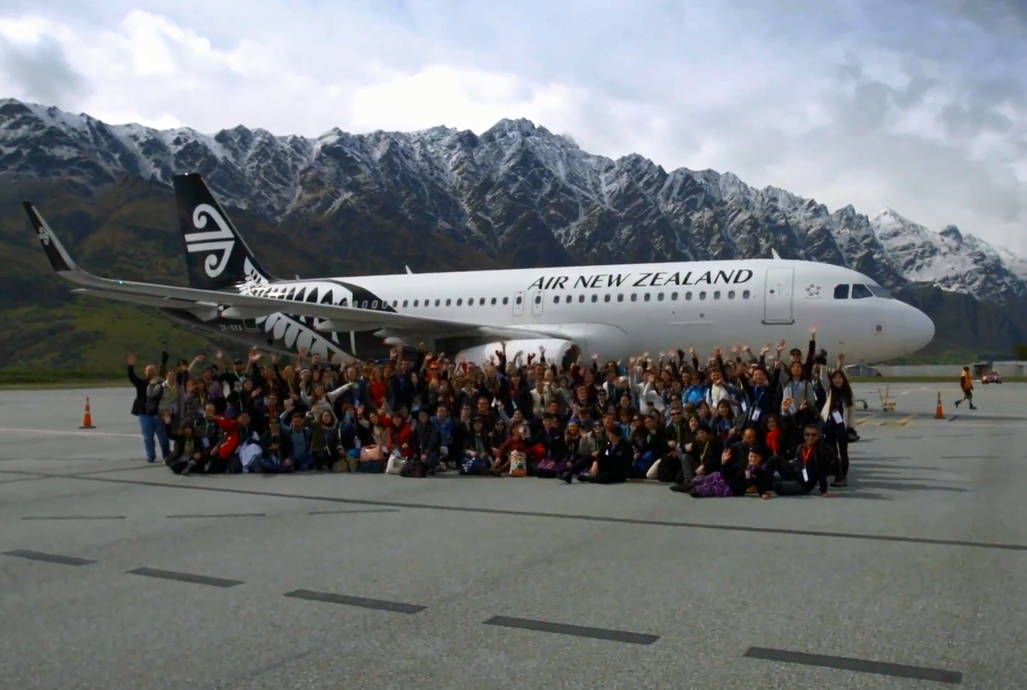 Air New Zealand - The Hobbit Fans' Middle-earth Journey