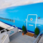 KLM_airbnb_hotel_plane