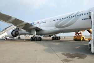 THY_Turkish Airlines_Airbus A330_TC-JNA_Maldives_Dec 2012