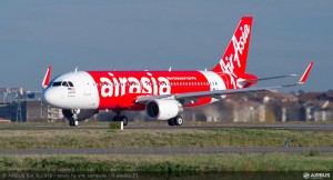 AirAsia_Airbus-A320_PK-AXC