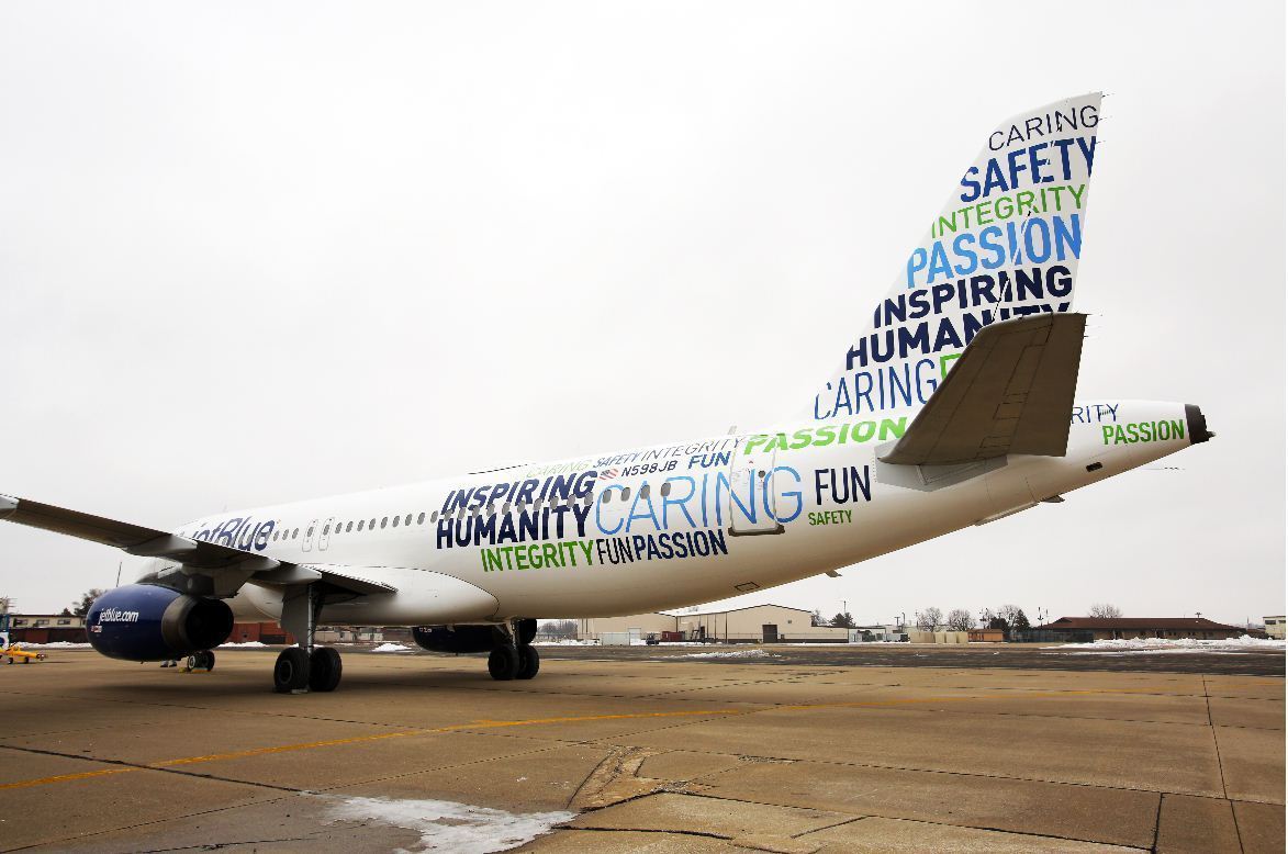 jetBlue – Inspiring Humanity & Flying Bluemanity