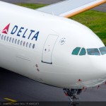 Airbus A330-300_242T_Delta_Air_Lines_roll_out_painthall_3