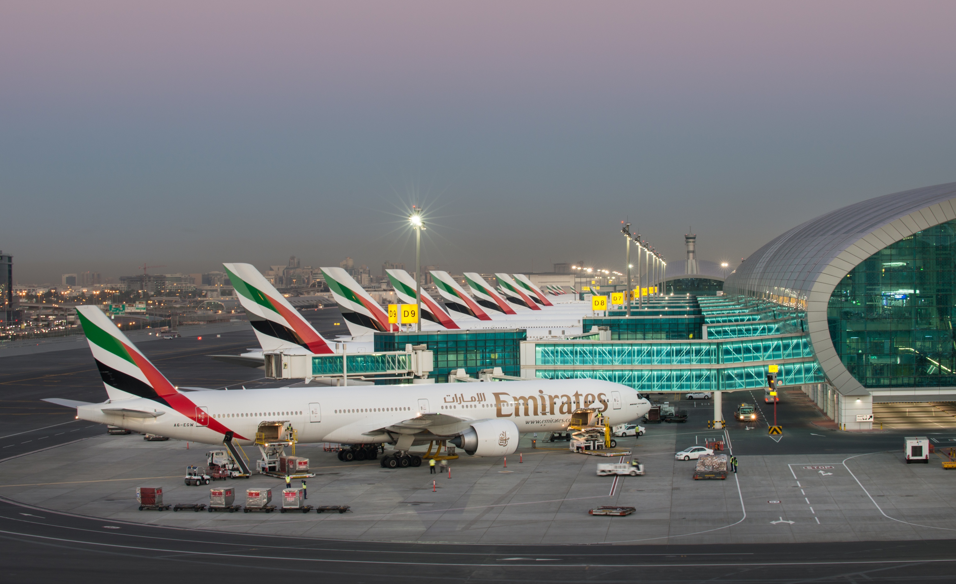 Dubai Airport_Emirates_Boeing 777