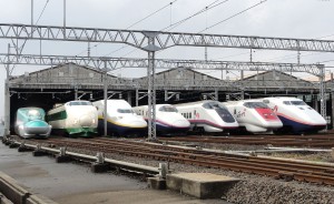 High speed train_JR_East_Shinkansen_Niigata_Depot_2012_japan