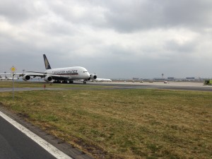 Singapore Airlines_Airbus A380_9V-SKT_Frankfurt Airport_March 2015