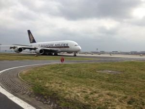 Singapore Airlines_Airbus A380_9V-SKT_Frankfurt Airport_March 2015