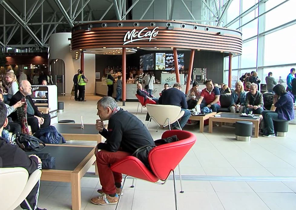 Frankfurt Airport - Wiedereröffnung Food Plaza im Terminal 2