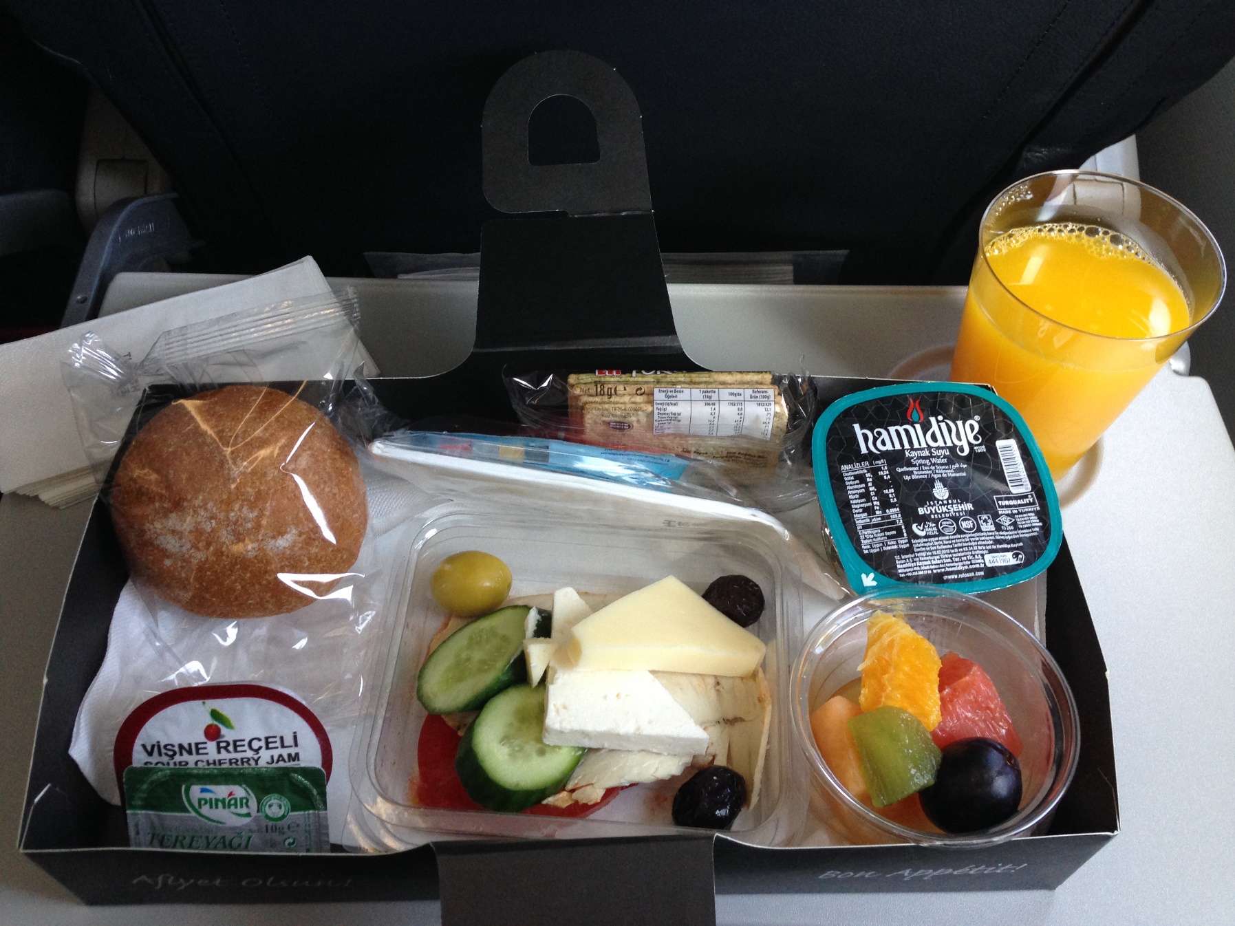 Turkish Airlines Inflight Food (Istanbul-Thessaloniki)