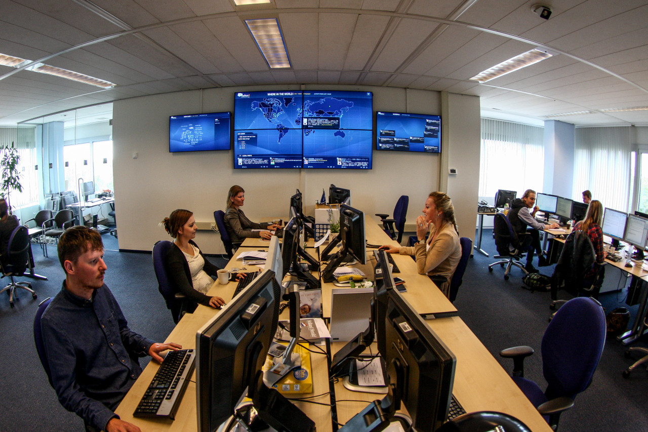 KLM_social media_control room