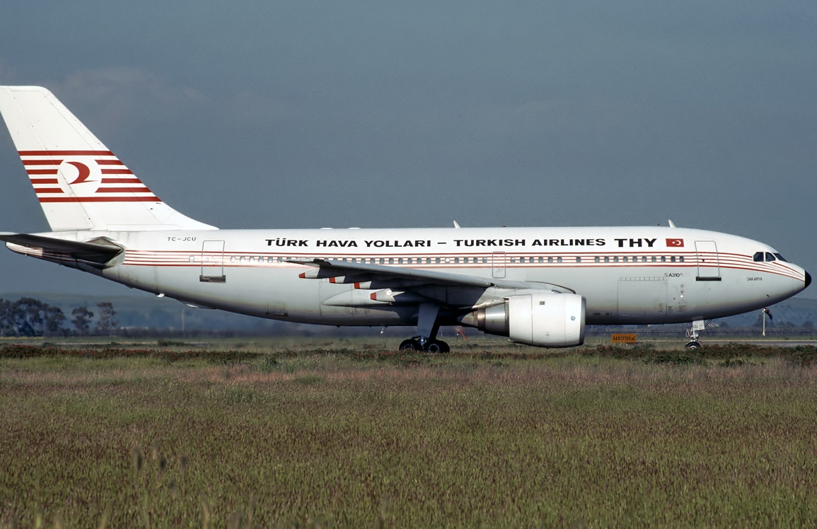 THY_Turkish-Airlines_Airbus A310_TC-JCU_1990