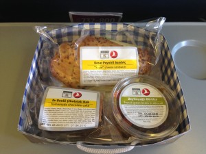 Turkish-Airlines_THY_Inflight-Food_BJV-IST_Economy-Class_June-2015_001