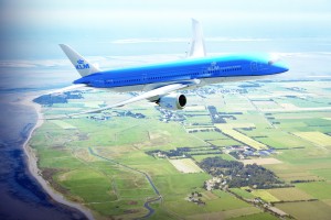 KLM_Boeing 787-900_Kust-land