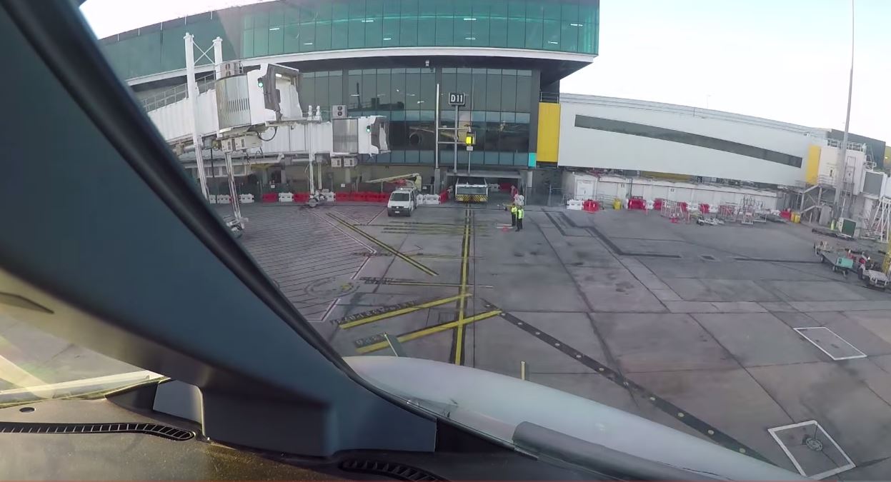 Emirates Airbus A380 Lands in Melbourne