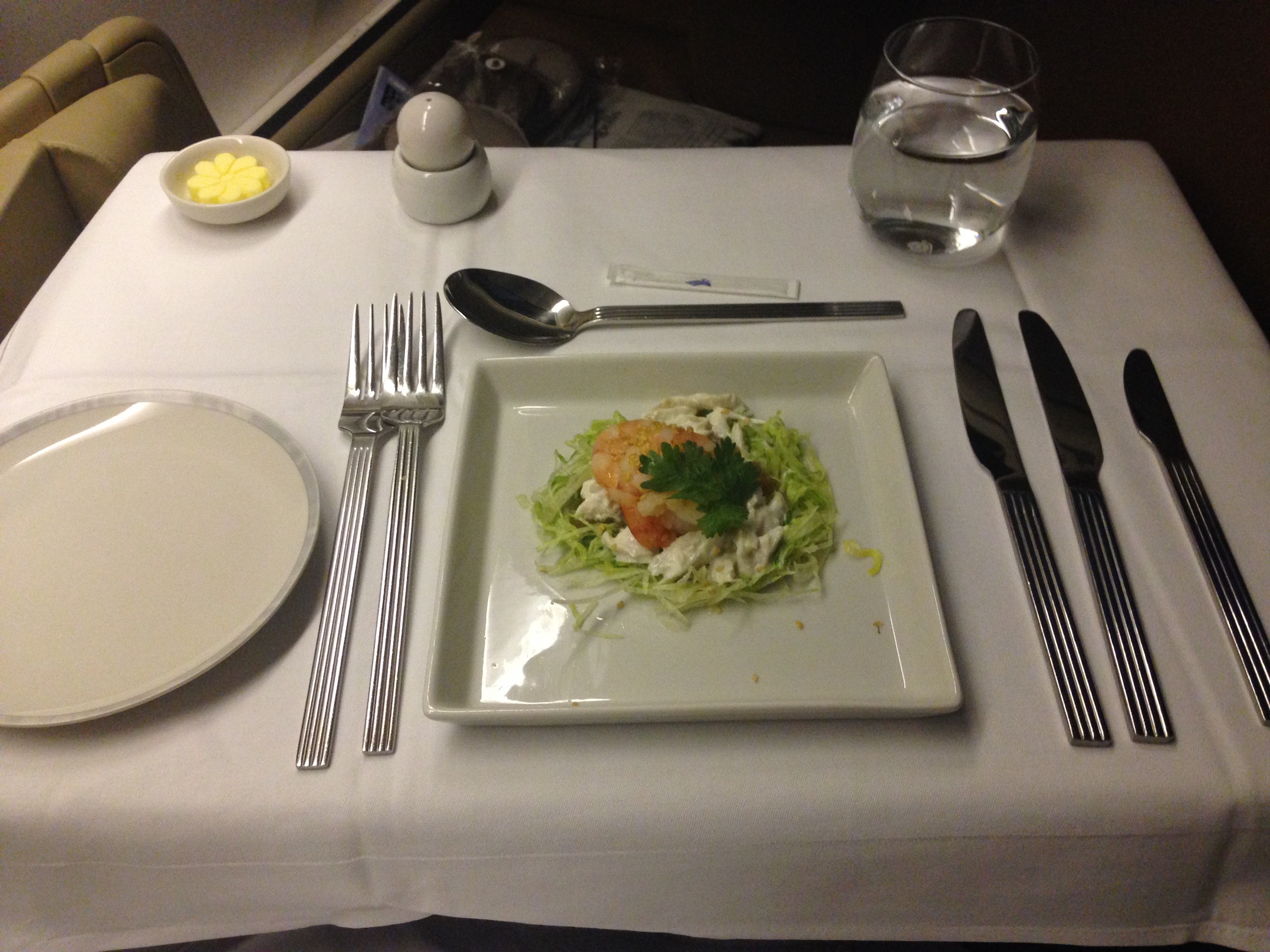 Airline Food Service – How Do They Do It?