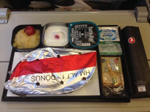 THY_Turkish Airlines_Inflight Food_Economy Class_Hamburg-Istanbul_Aug 2015