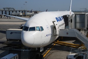 Air France_Boeing 777-200_F-GSPU_New York_JFK_Aug 2009