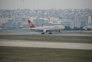 THY_Turkish-Airlines_Airbus-A330_(TC-JNC)_Istanbul_IST_Jan-2009