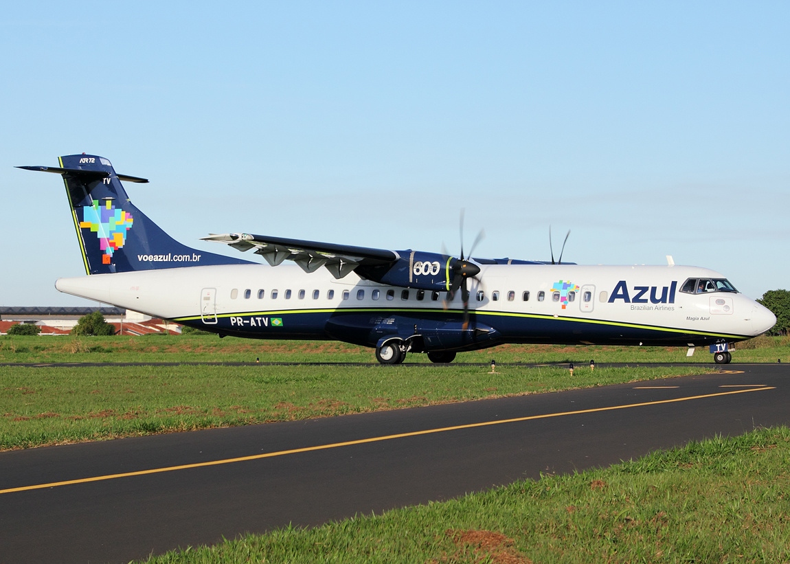 Azul-Linhas_Aereas_Brasileiras_ATR-72-600