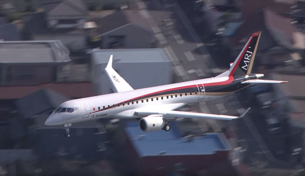 Mitsubishi Regional Jet (MRJ) First Flight