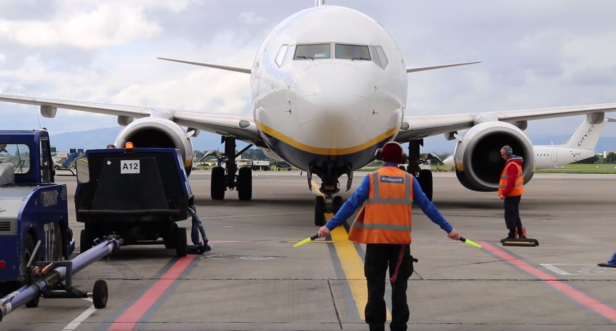 Ryanair – Landing & Disembarking
