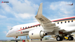 Mitsubishi_MRJ-90_test_JA21MJ