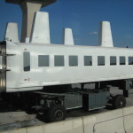 Mobile_lounge_Washington_Dulles_Airport_2010